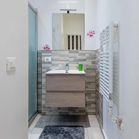 Unyca - Incantevole In Piazza Santa Croce