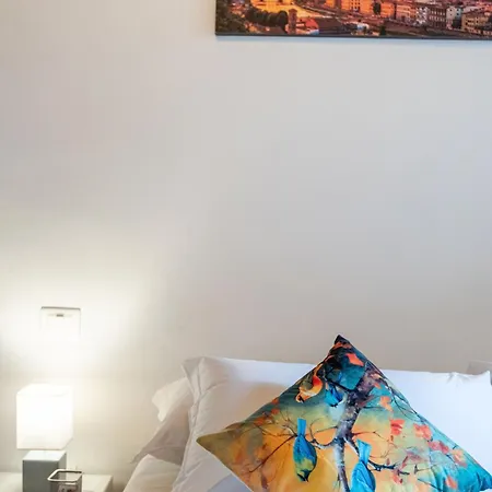 Unyca - Incantevole In Piazza Santa Croce Florencia